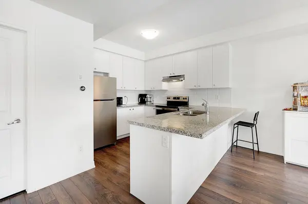 26 Haydrop RD, Brampton, ON L6P 4P2