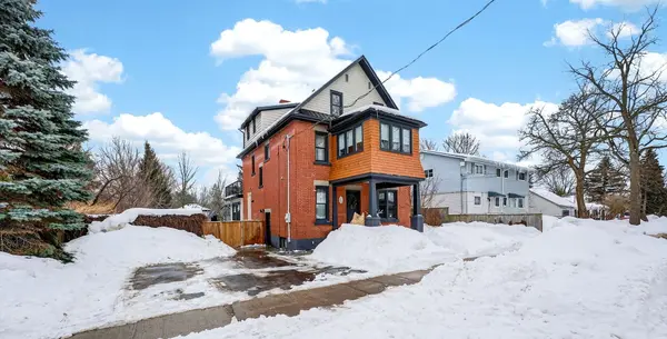 16 Barker ST, Prince Edward County, ON K0K 2T0