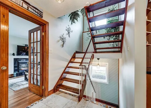 2 Cantrill CT, Brampton, ON L6Z 1A3