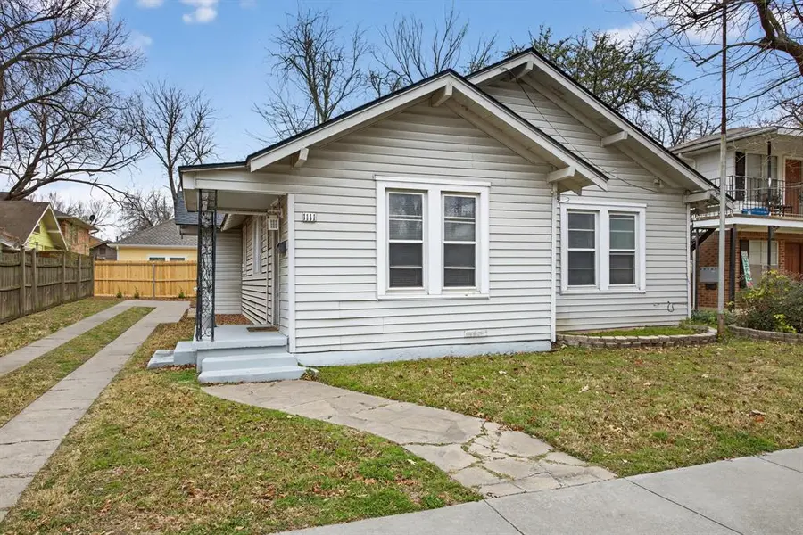 1111 N Austin Street, Denton, TX 76201