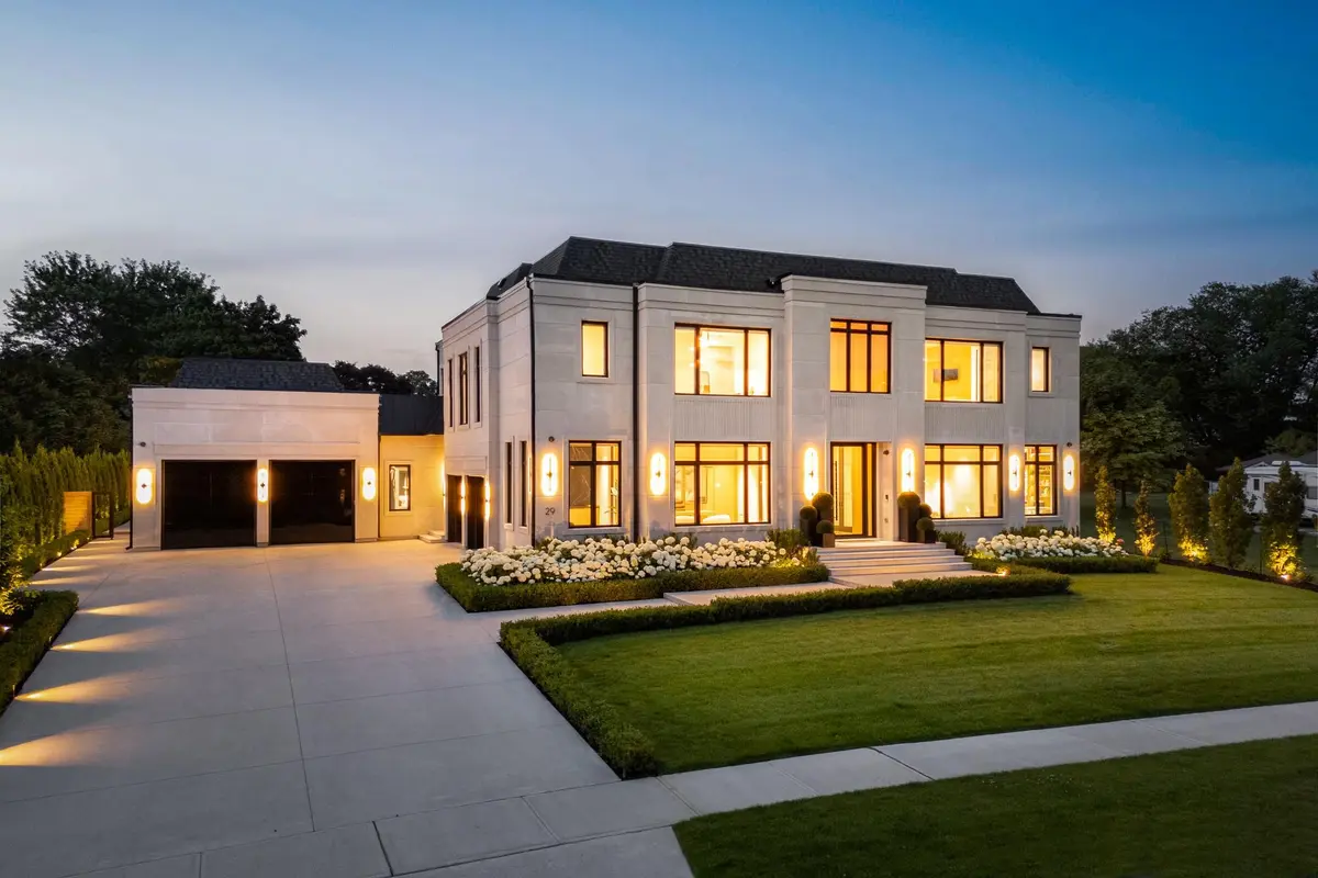 29 Greenside DR, King, ON L0G 1N0