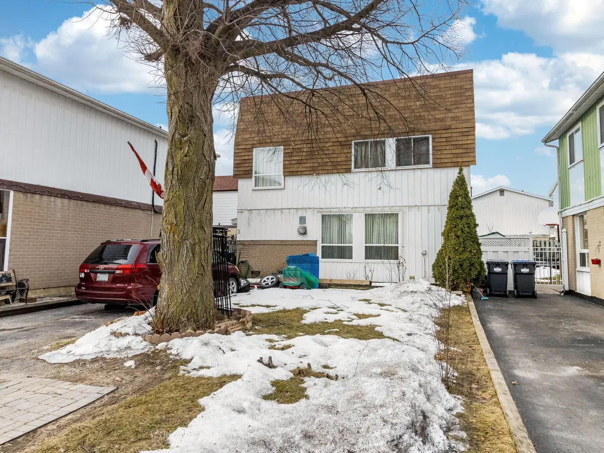 3 Haley CT, Brampton, ON L6S 1N6