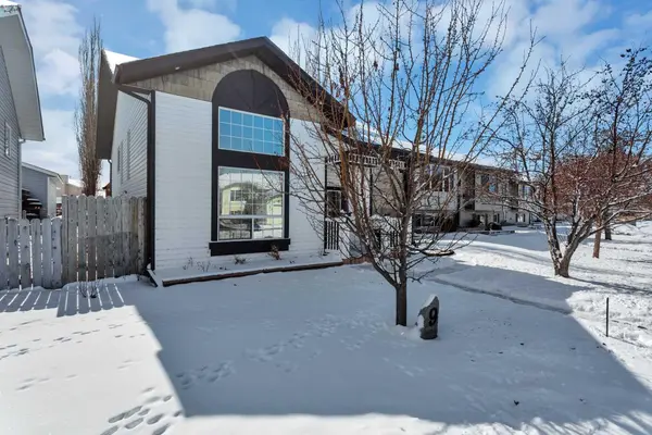 9 Westglen BLVD, Blackfalds, AB T0M 0J0