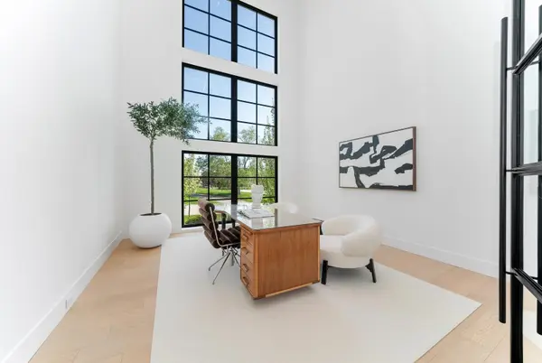 6 Forestave CRES, King, ON L0G 1N0