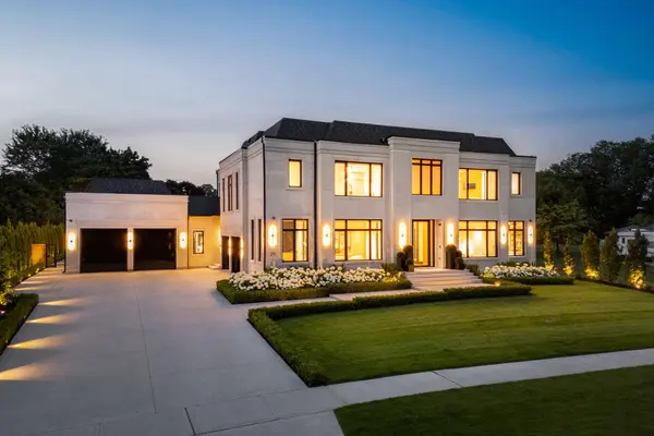 29 Greenside DR, King, ON L0G 1N0