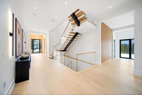 29 Greenside DR, King, ON L0G 1N0