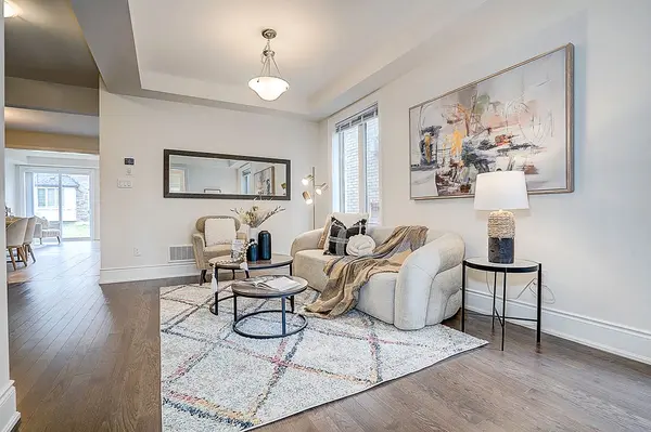 151 Silk Twist DR, East Gwillimbury, ON L9N 0V7