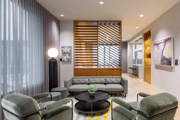 2495 Eglinton AVE W #506, Mississauga, ON L5M 2T2