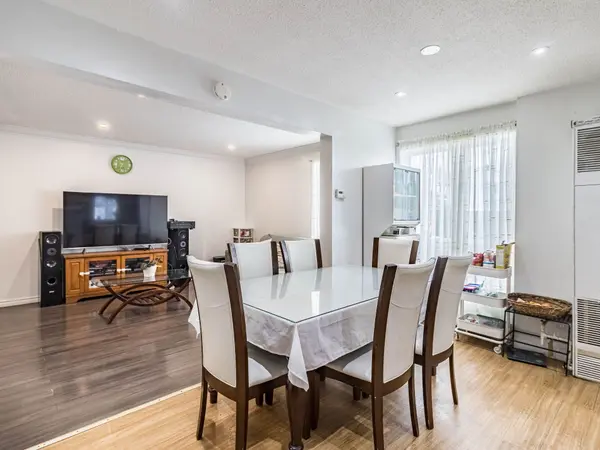 3 Haley CT, Brampton, ON L6S 1N6