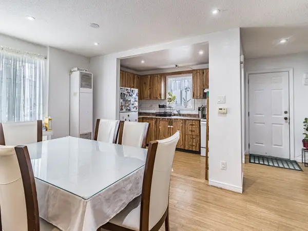 3 Haley CT, Brampton, ON L6S 1N6