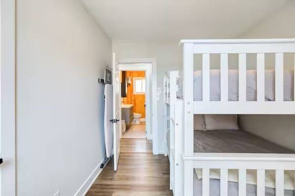 106 Canal LN, Quinte West, ON K0K 2C0