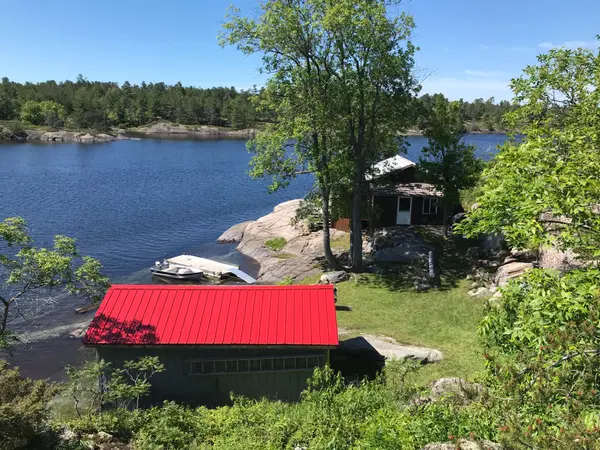 0 Pickerel River N/A, Parry Sound Remote Area, ON P0G 1J0