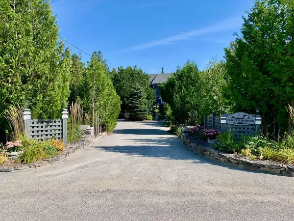 127 Pine Tree Harbour RD, Northern Bruce Peninsula, ON N0H 1Z0