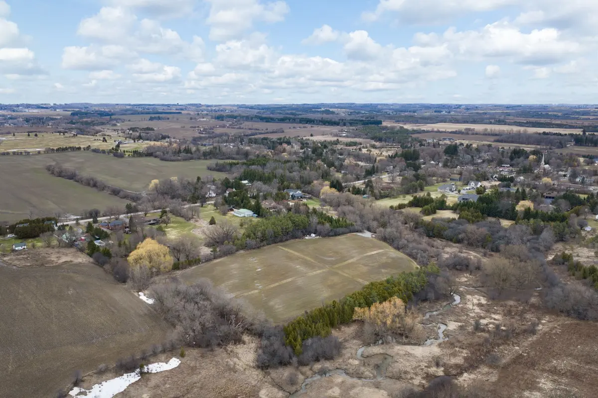 83 Columbus RD W, Oshawa, ON L1H 0G8