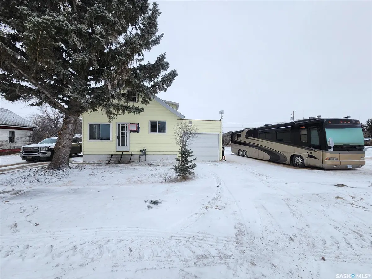 401 Railway AVENUE, Tramping Lake, SK S0K 4H0