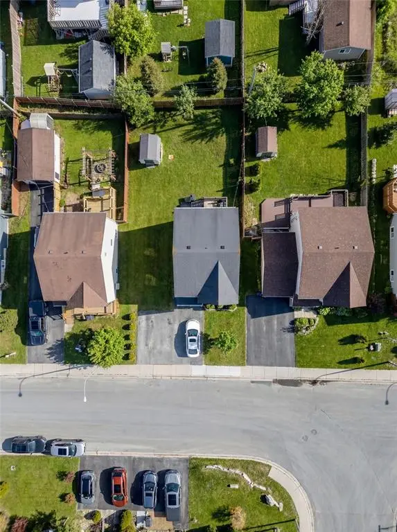 39 Goldfinch Drive, Paradise, NL A1L 3M2