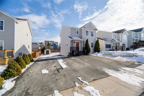 39 Goldfinch Drive, Paradise, NL A1L 3M2