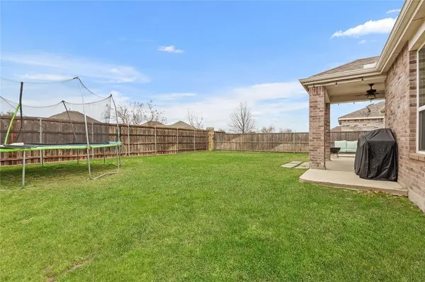 1721 Settlement Way, Aubrey, TX 76227