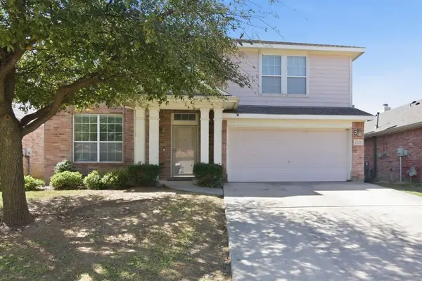 13233 Padre Avenue, Fort Worth, TX 76244