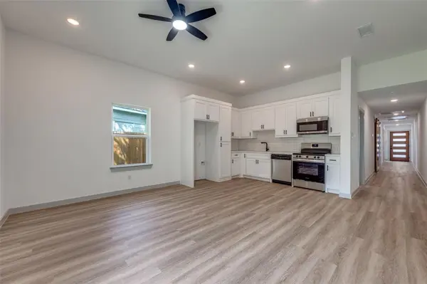 1509 Locust Street #B, Commerce, TX 75428