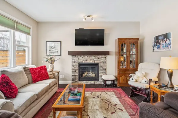 7 Cooperstown PL SW, Airdrie, AB T4B3T5