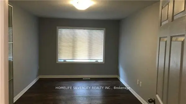 157 Elliot AVE N, Oshawa, ON L1J 2A9