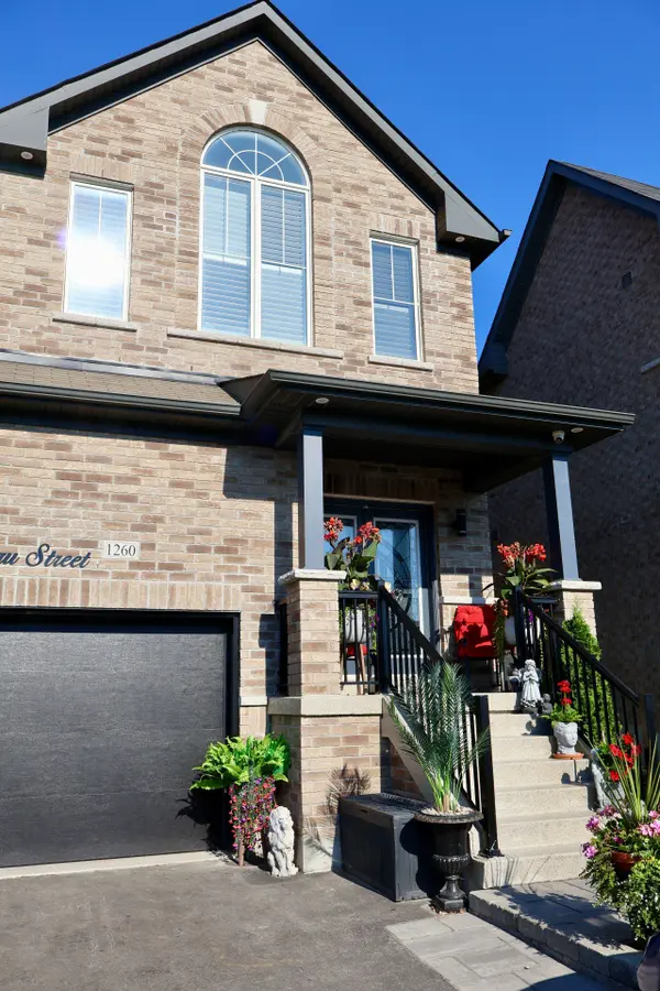 1260 Bardeau ST #Bedroom, Innisfil, ON L0L 1W0