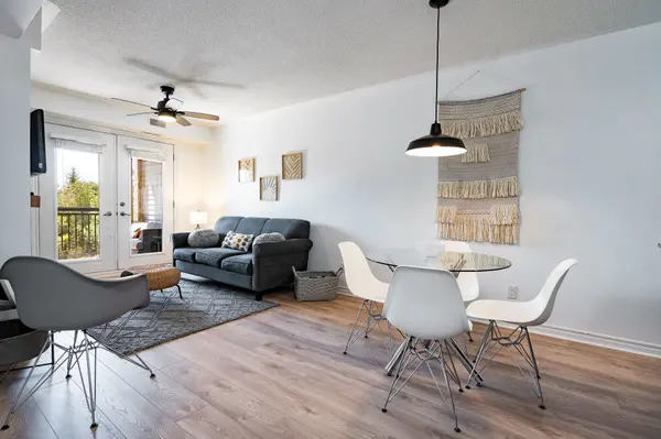 8 BRANDY LANE DR #204, Collingwood, ON L9Y 0X4