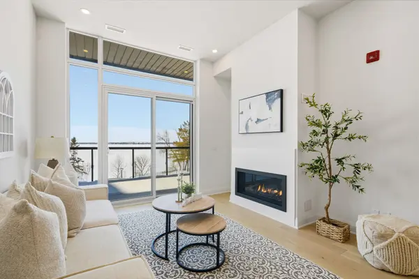 99 Louisa ST #210, Kawartha Lakes, ON K0M 1N0