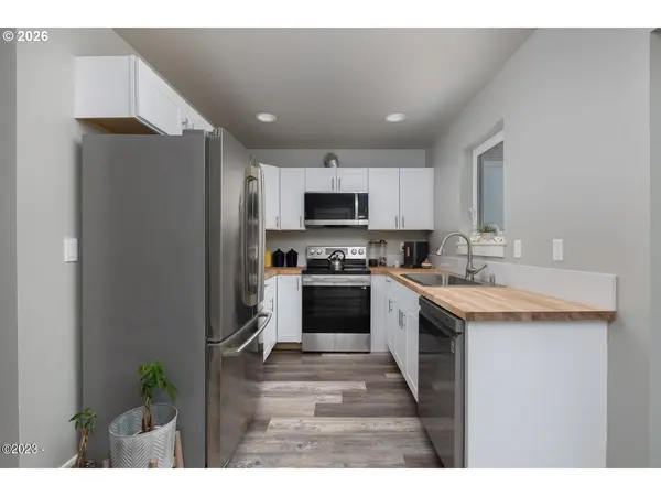 646 SE REEF AVE, Lincoln City, OR 97367