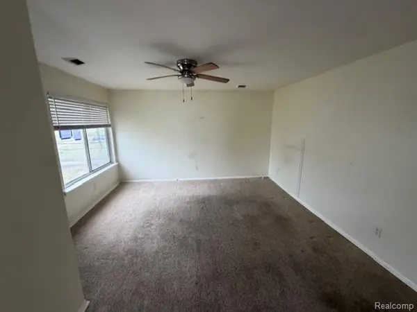 41 E Sheffield AVE, Pontiac, MI 48340