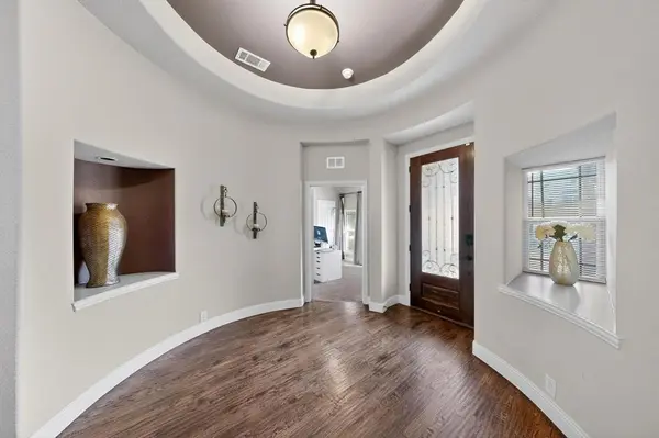 832 Monticello Drive, Burleson, TX 76028