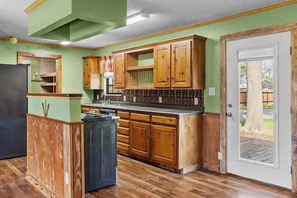 2200 Mangum Street, Commerce, TX 75428