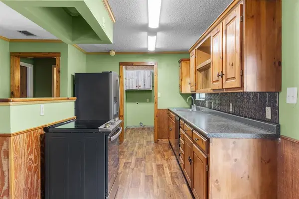 2200 Mangum Street, Commerce, TX 75428