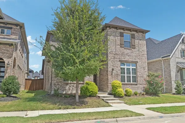 1919 Clinesmith Drive, Farmers Branch, TX 75234