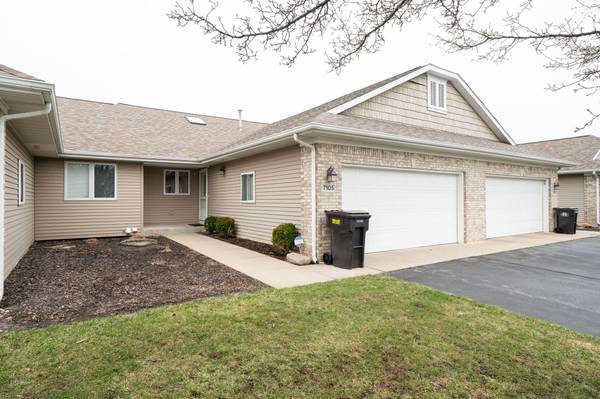 7105 Baltic DR SW, Byron Twp, MI 49315