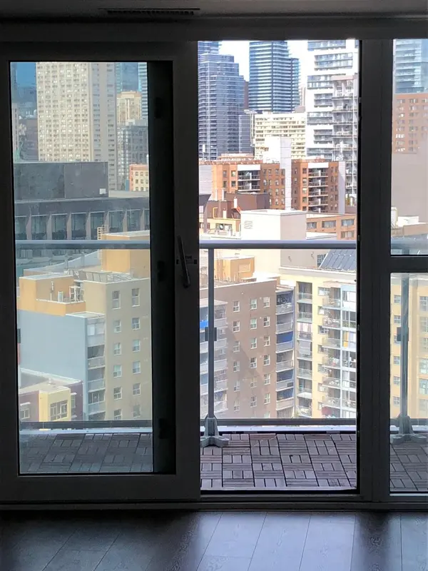 219 Dundas ST E #2109, Toronto C08, ON M5A 0V1