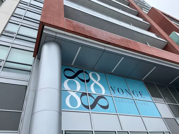 8888 Yonge ST #904,  Richmond Hill,  ON L4C 6Z1