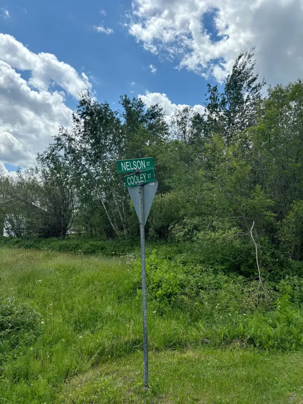 L0T 94-95 Nelson ST, Englehart, ON P0J 1B0