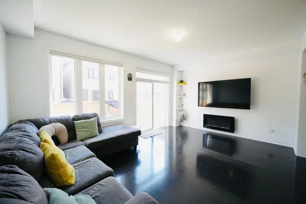 29 Goulston ST, Brampton, ON L7A 5C2