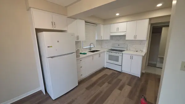 133 Creditstone RD, Brampton, ON L6Y 4G3