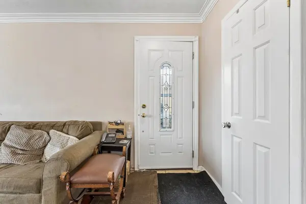 34 Cumberland DR, Brampton, ON L6V 1W6