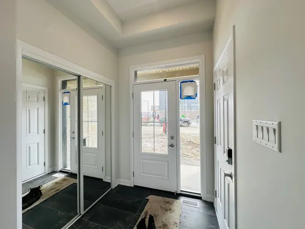 271 BANKSIDE WAY, Barrhaven, ON K2J 7M8