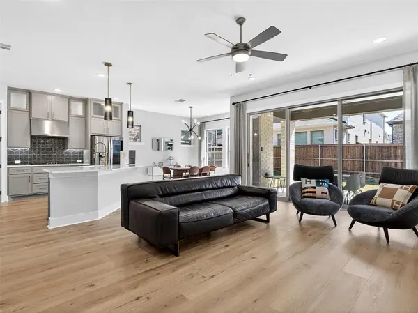 2536 Four Roses Drive, Lewisville, TX 75056