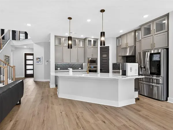 2536 Four Roses Drive, Lewisville, TX 75056