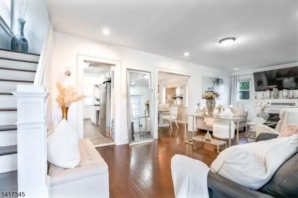 304 W 2Nd Ave, Roselle Boro, NJ 07203