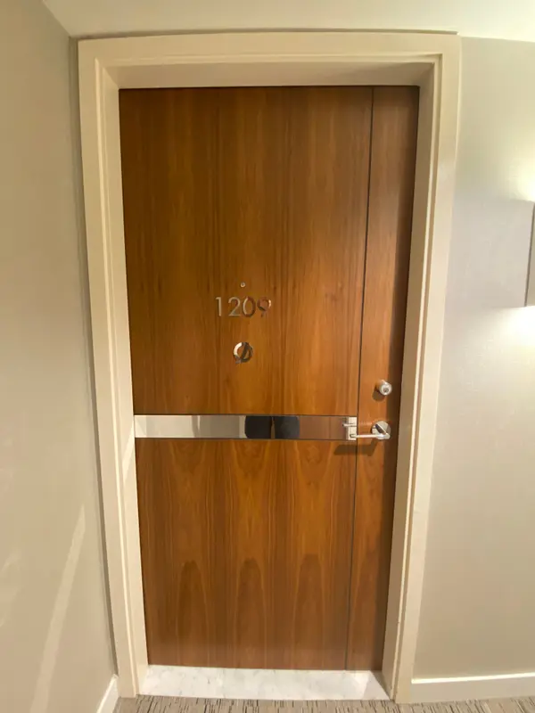 95 McMahon DR #1209, Toronto C15, ON M2K 0H2