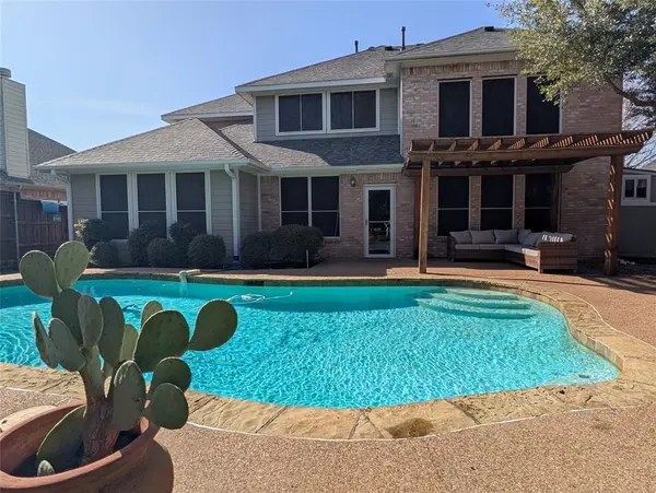 1803 Copper Leaf Drive, Corinth, TX 76210