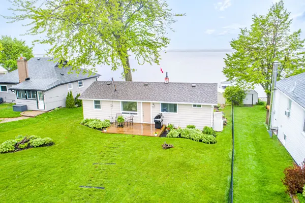 215 Snug Harbour RD, Kawartha Lakes, ON K9V 4R6