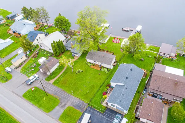 215 Snug Harbour RD, Kawartha Lakes, ON K9V 4R6